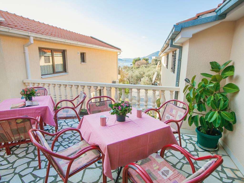 Mali Milocer Bay Accommodation Ilha Sveti Stefan Quarto foto