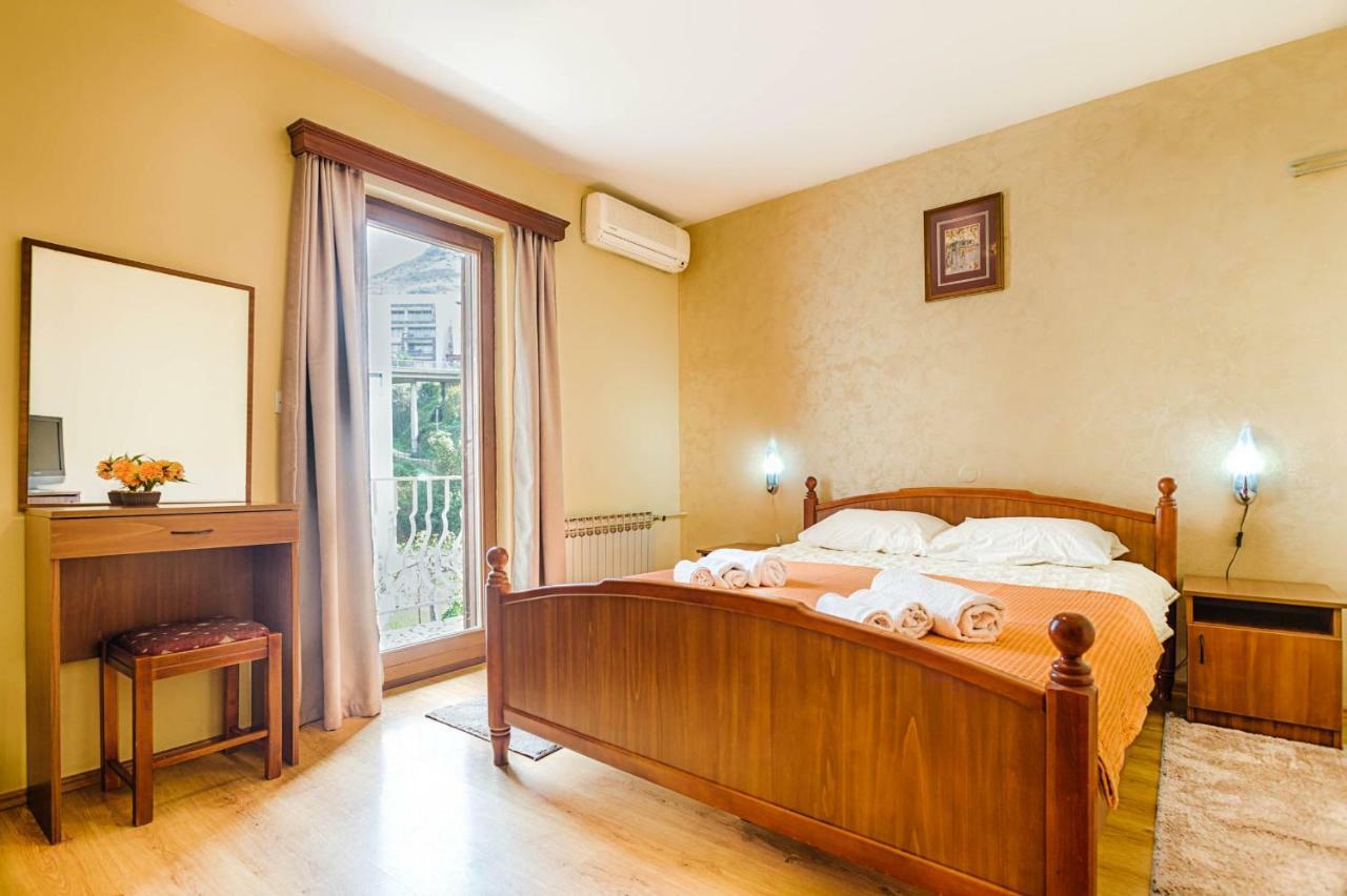Mali Milocer Bay Accommodation Ilha Sveti Stefan Exterior foto