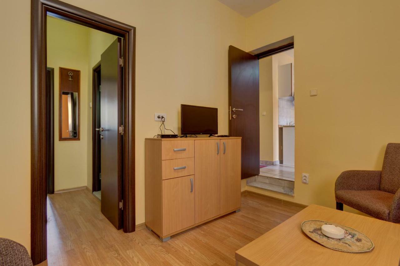 Mali Milocer Bay Accommodation Ilha Sveti Stefan Exterior foto